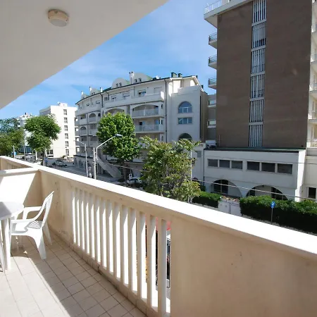 Daire Locazione Turistica T2.4 *